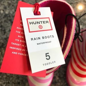 Hunter Boots Shoes - Hunter girl boots toddler size 5 NWT Hunter Boots Shoes - Hunter girl boots toddler size 5 NWT